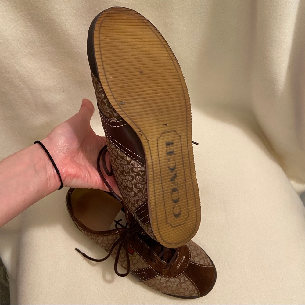 ✨EUC Coach Logo Tennis Shoes - Picture 3 of 3